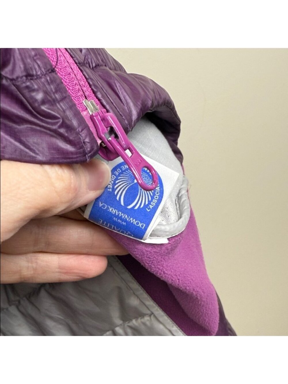 CANADA GOOSE 2011-2014 HyBridge Lite Hoody Women's Purple Hooded Jacket med - Picture 11 of 16